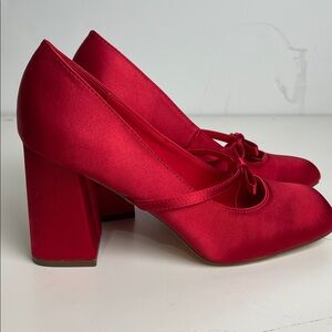 Red satin Mary Jane heels by DREAM PAIRS